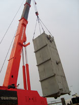 珠海天然氣液化項(xiàng)目冷箱、吸收塔設(shè)備安裝工程